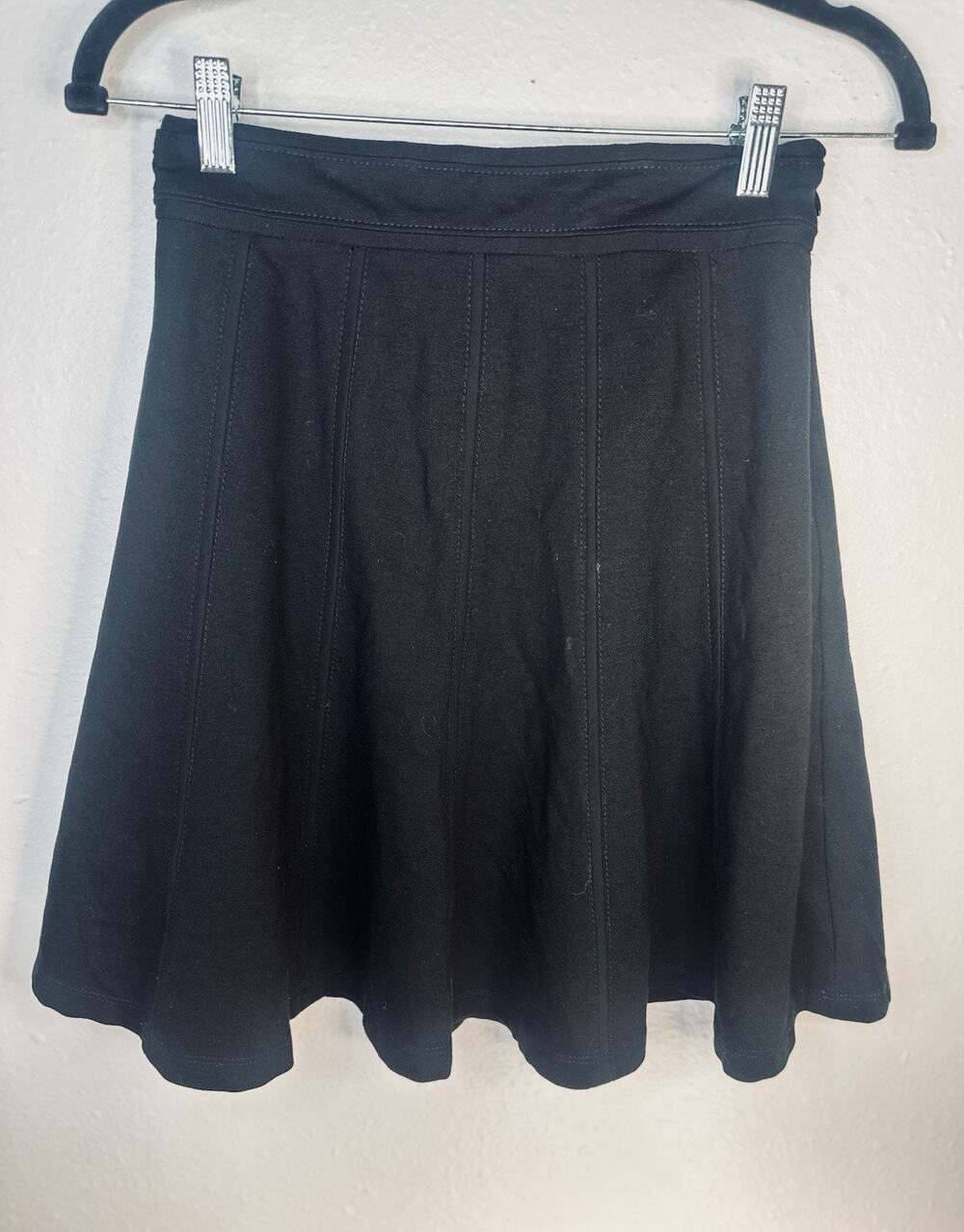 WHBM Black Flare Mini Skirt Size 0 Minimalist Whimsygoth Festival Summer